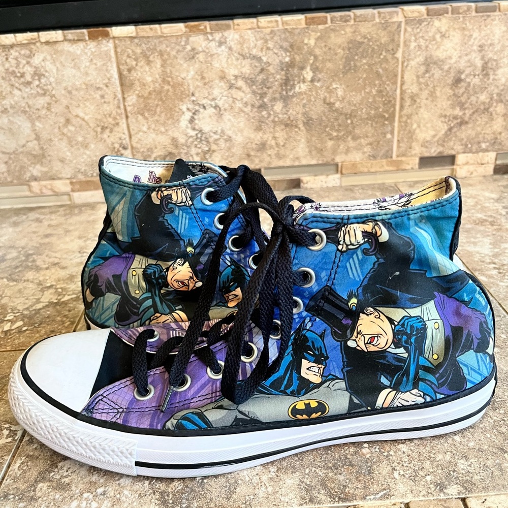 Converse All Star Batman and Penguin High-Top Sneakers Men’s 8, Women’s 10.